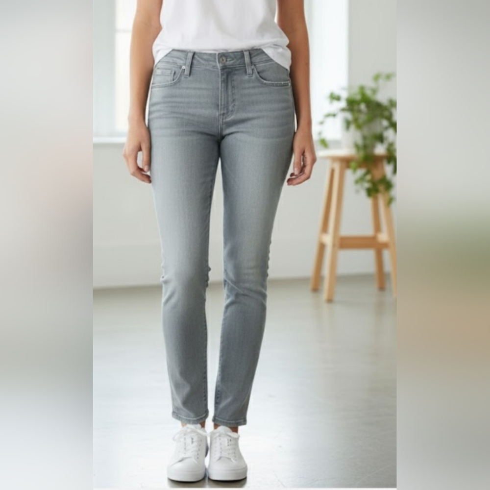 NEW! Joe's jeans sz 27x28 (sz4)